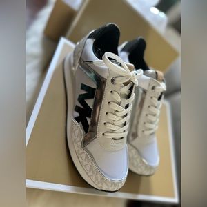 Michael Kors sneakers brand new size 7.5